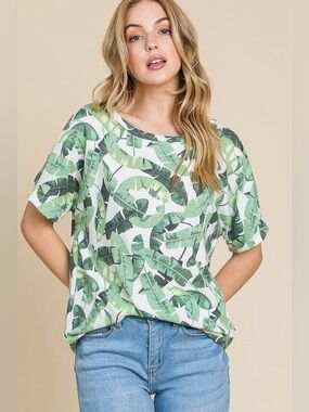 BOMBOM Lightweight Printed Round Neck Short Sleeve T-Shirt